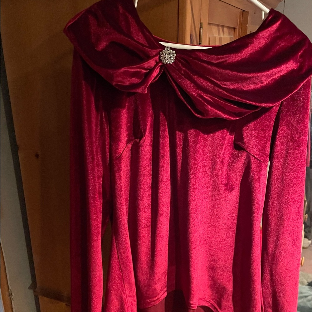 Elegant Red Velvet Top with Brooch